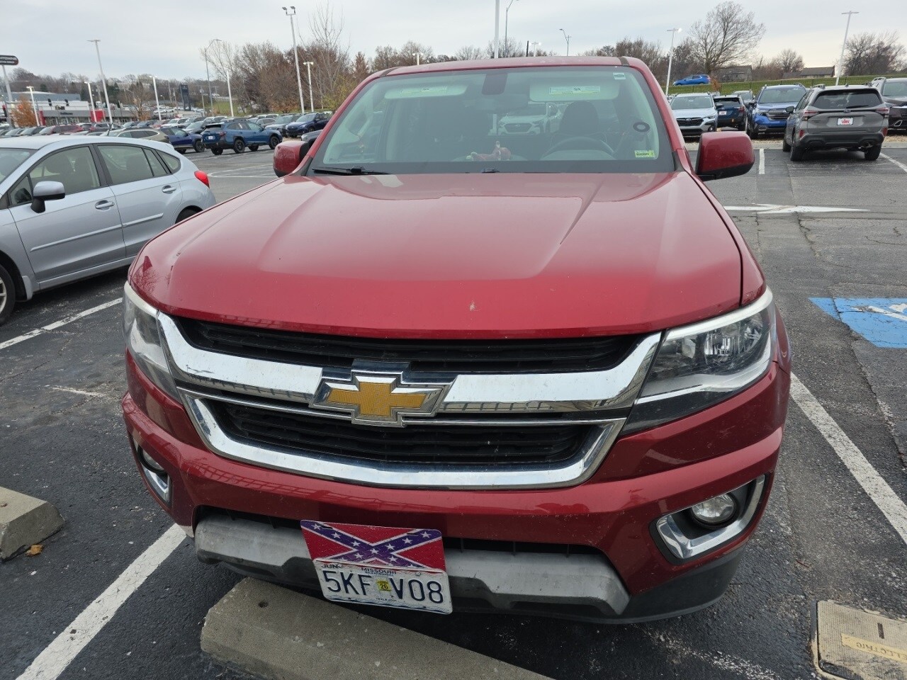 2015 Chevrolet Colorado LT photo 2