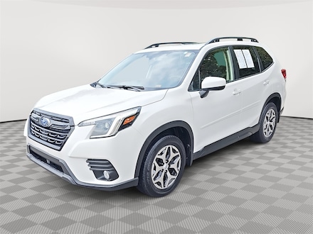 2023 Subaru Forester Premium SUV