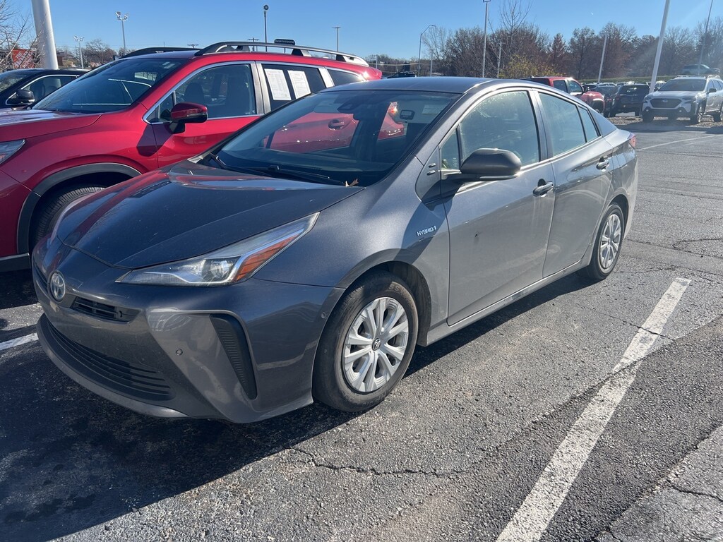 Used 2021 Toyota Prius LE Hatchback