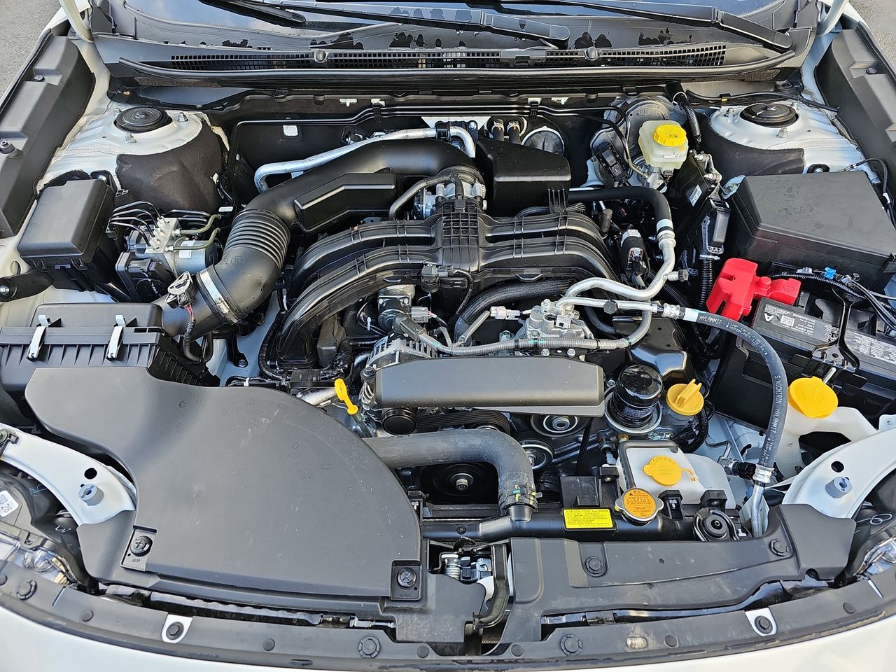 Used 2025 Crystal White Pearl Subaru Premium image 33