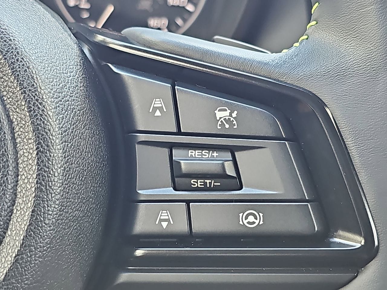 Certified Used 2025 Green Metallic Subaru Onyx Edition Touring image 20