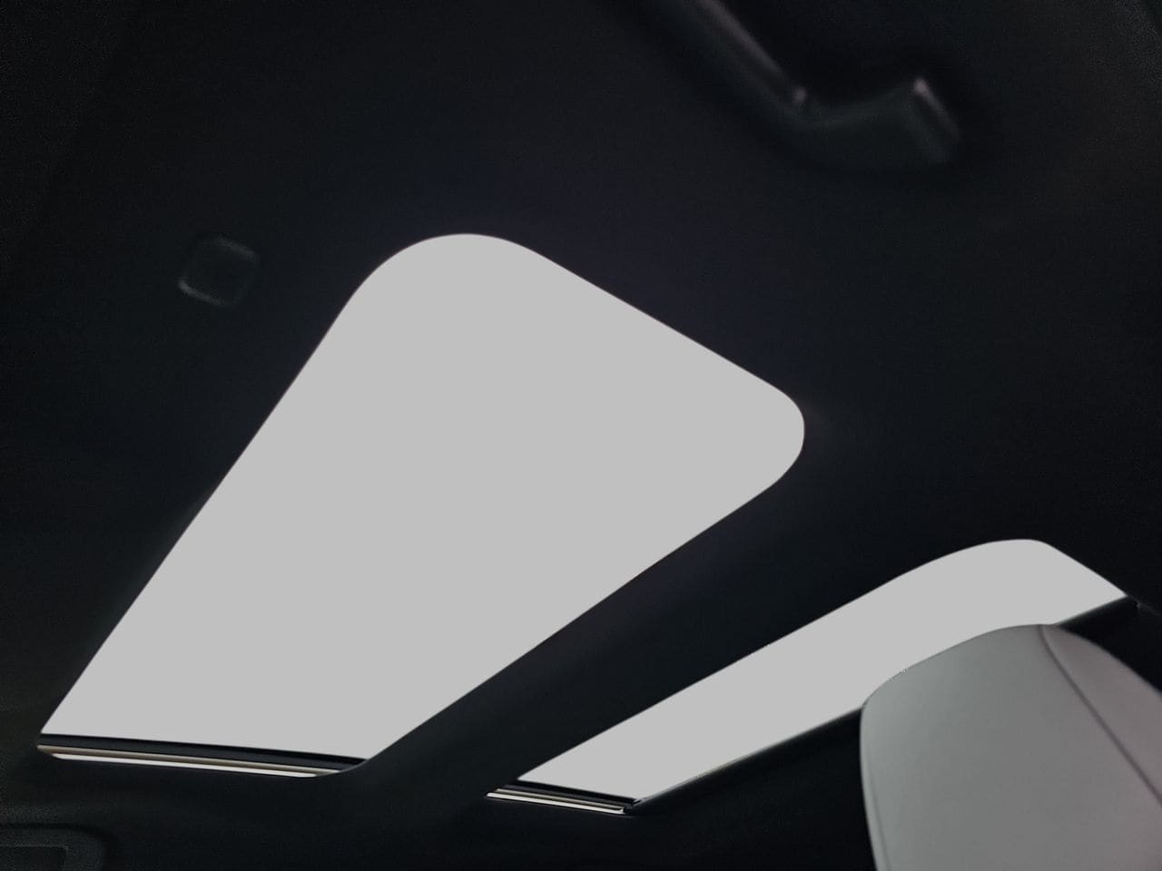 Certified Used 2023 Cosmic White Subaru Touring image 36