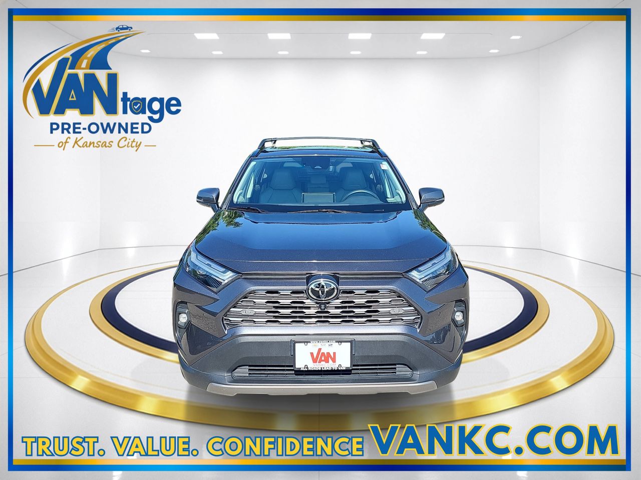 Used 2022 Toyota RAV4 Limited with VIN 2T3N1RFV5NC272400 for sale in Kansas City