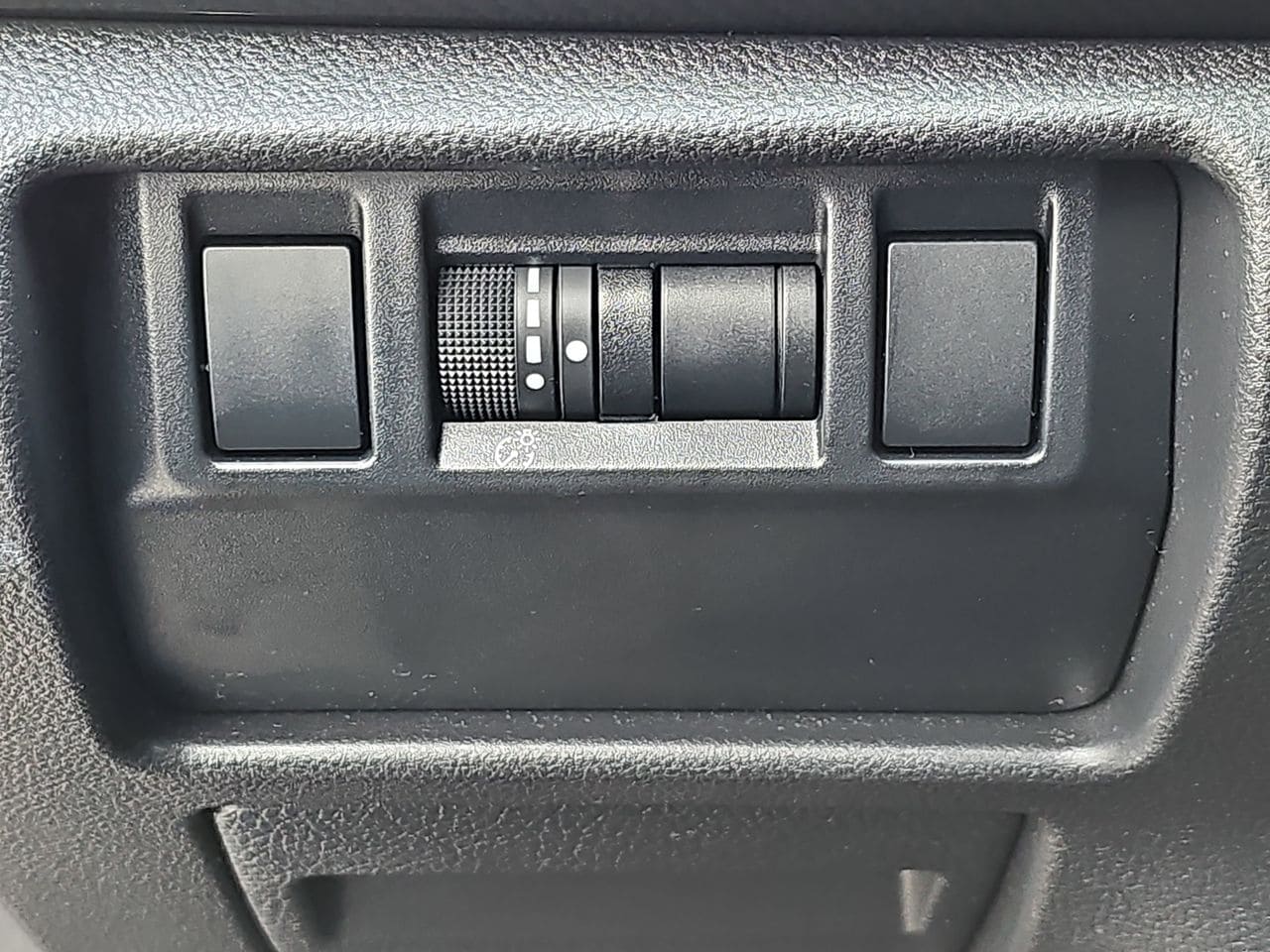 Certified Used 2024 Gray Metallic Subaru Premium image 30