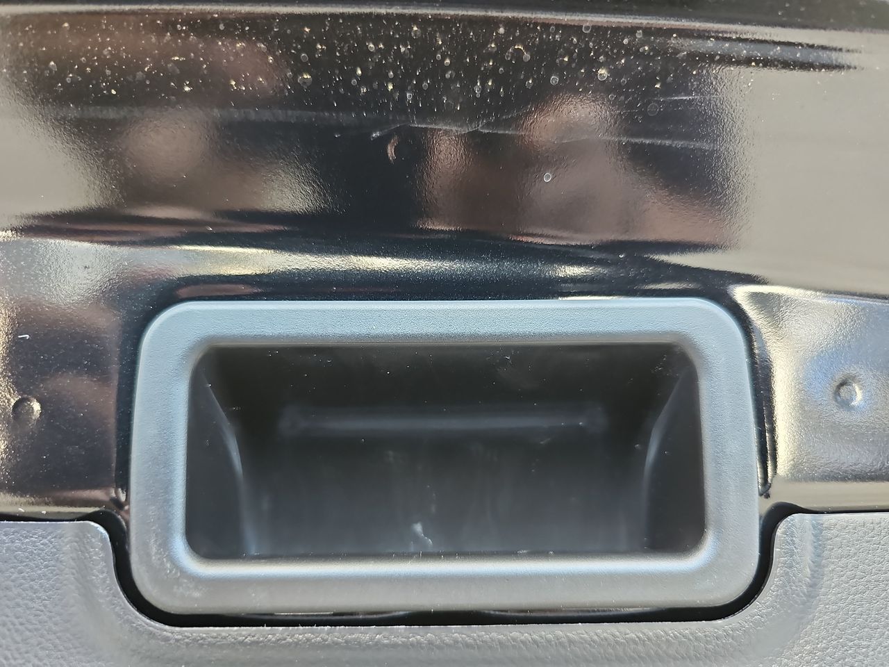 New 2026 Crystal Black Silica Subaru Limited Hybrid image 13