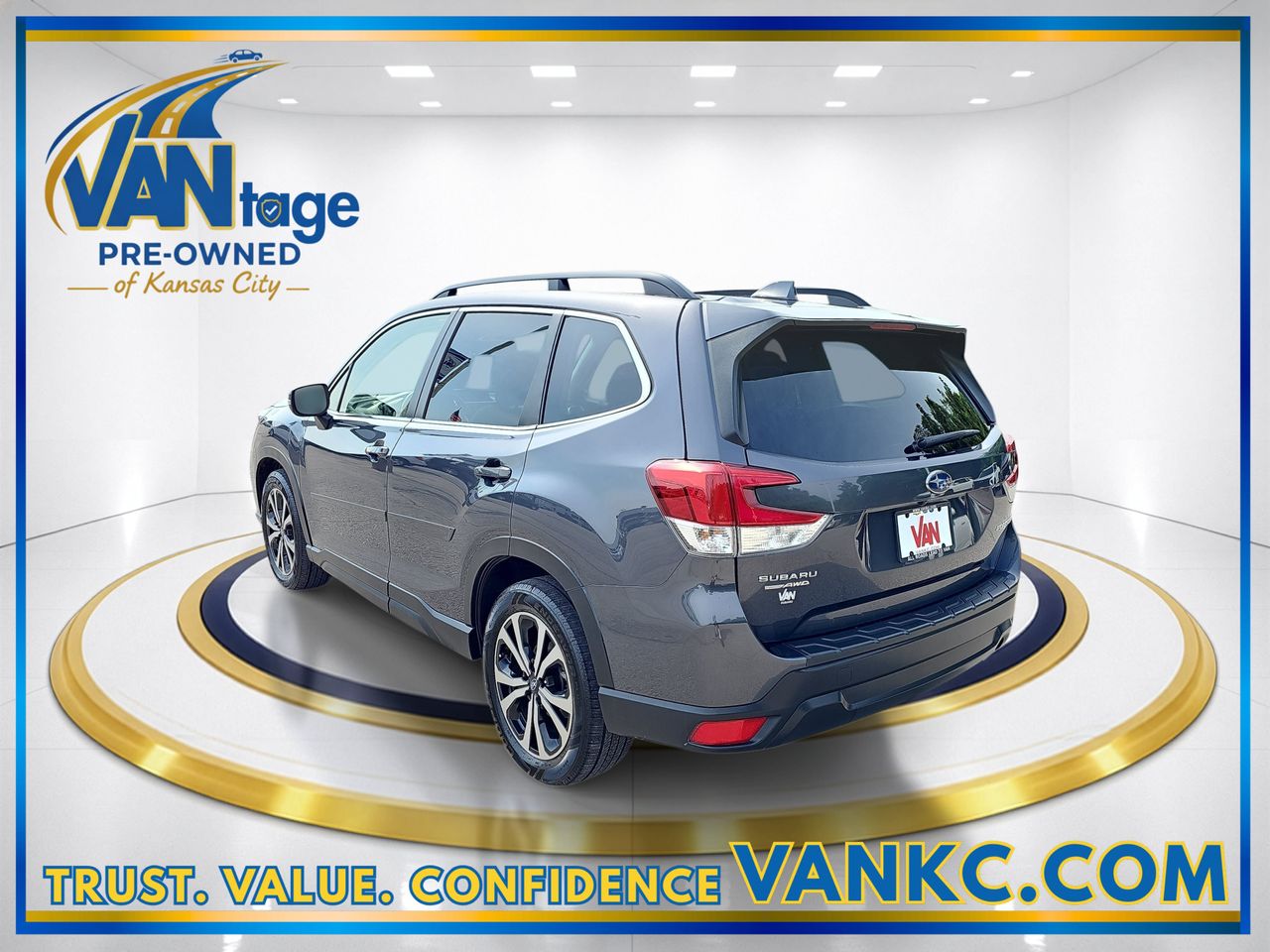 Used 2021 Magnetite Gray Metallic Subaru Limited image 9