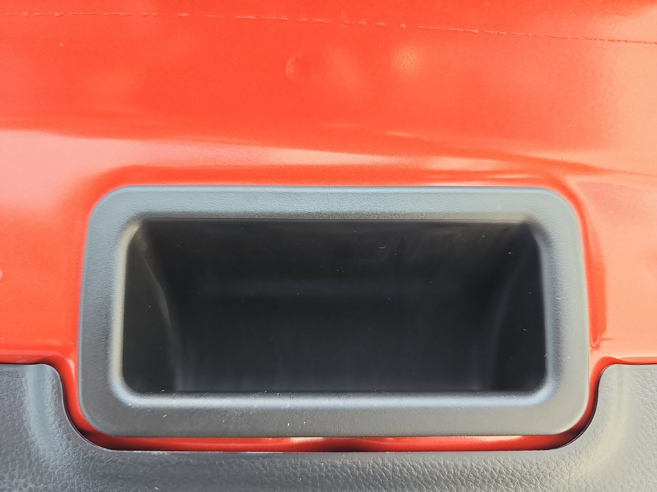 Certified Used 2025 Pearl Subaru Base image 16