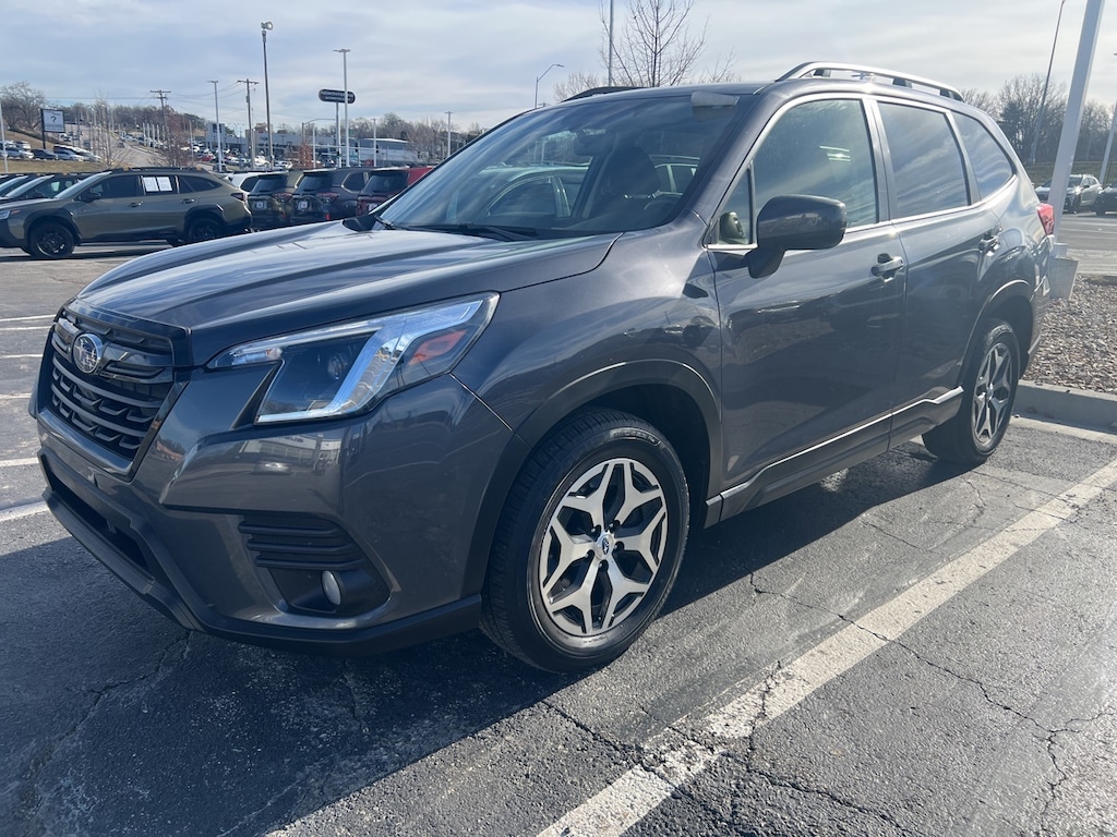 Used 2023 Subaru Forester Premium SUV