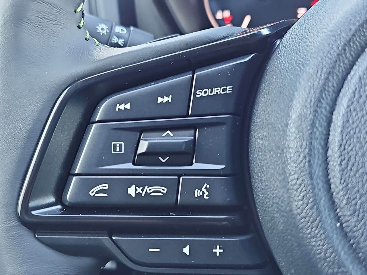 New 2026 Crimson Red Pearl Subaru Onyx Edition Touring 7-Passenger image 18