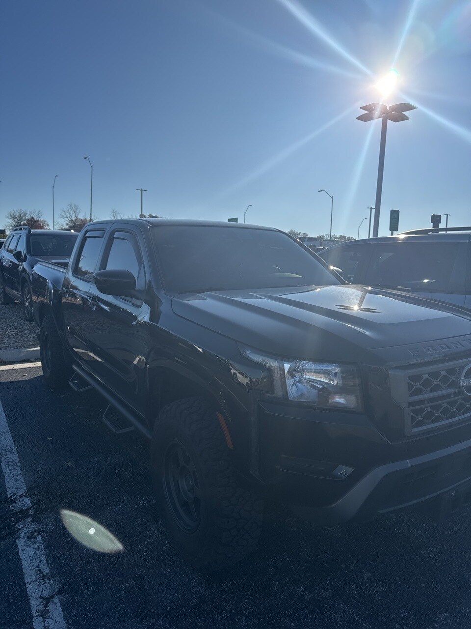 2024 Nissan Frontier SV photo 2