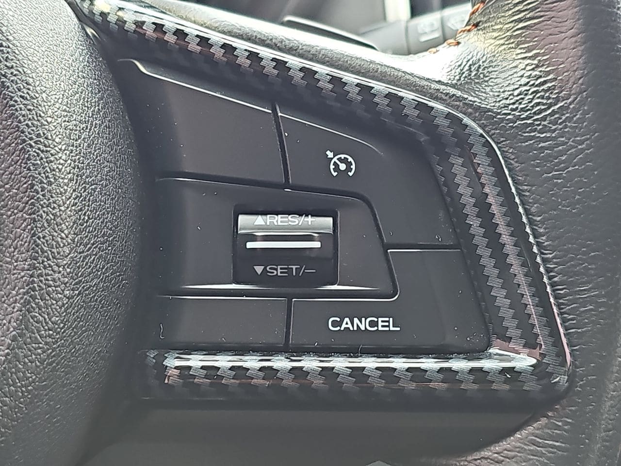 Used 2019 Quartz Blue Subaru 2.0i Premium image 23