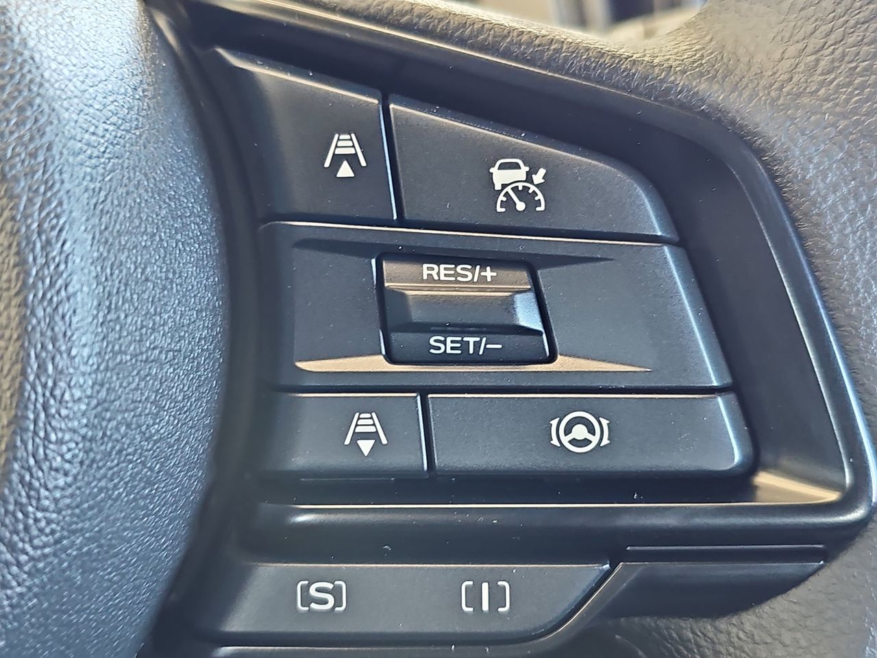 New 2026 Crystal White Pearl Subaru Premium image 18