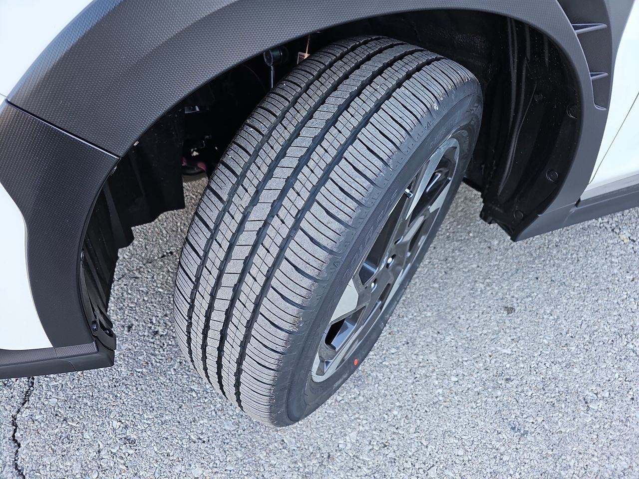 New 2026 Crystal White Pearl Subaru Limited image 32