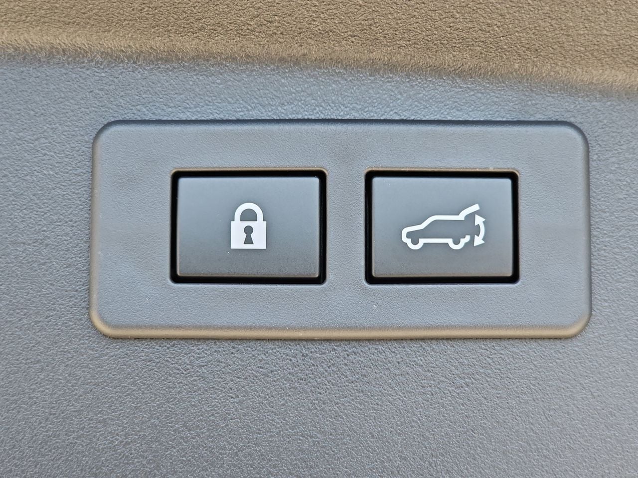 New 2026 River Rock Pearl Subaru Premium image 13