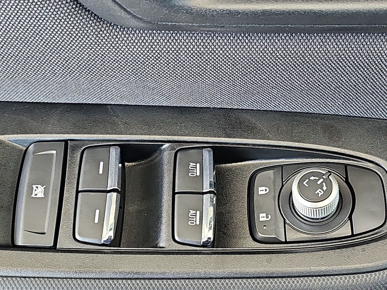 New 2026 Magnetite Gray Subaru Premium image 27