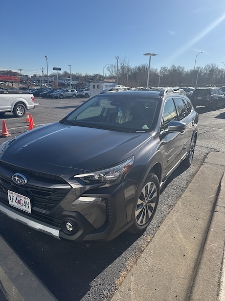 2023 Subaru Outback Touring SUV