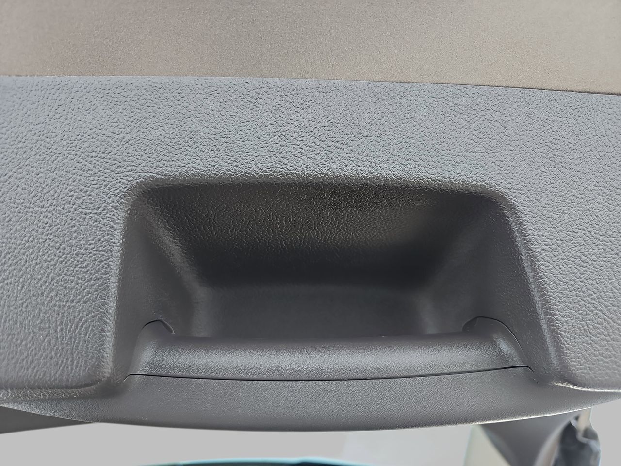 Used 2021 Mocha Lincoln Reserve image 16