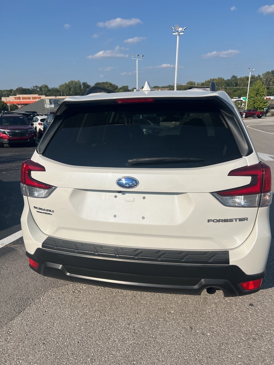 2019 Subaru Forester Premium photo 4