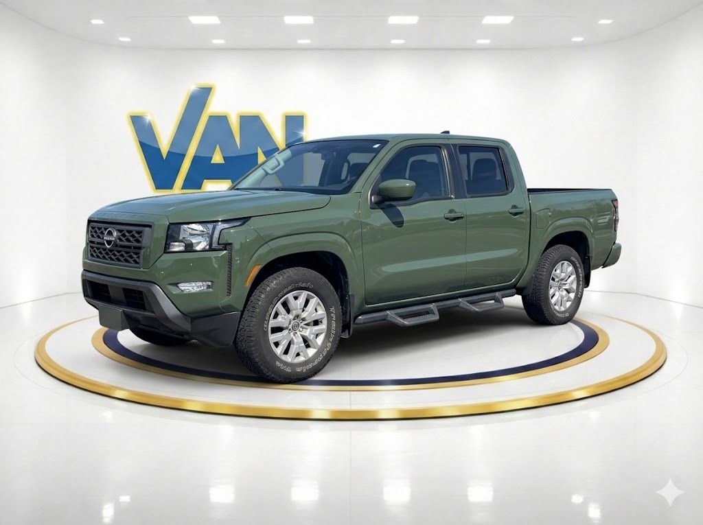 2022 Nissan Frontier SV Crew Cab 4X4 SWB's photo