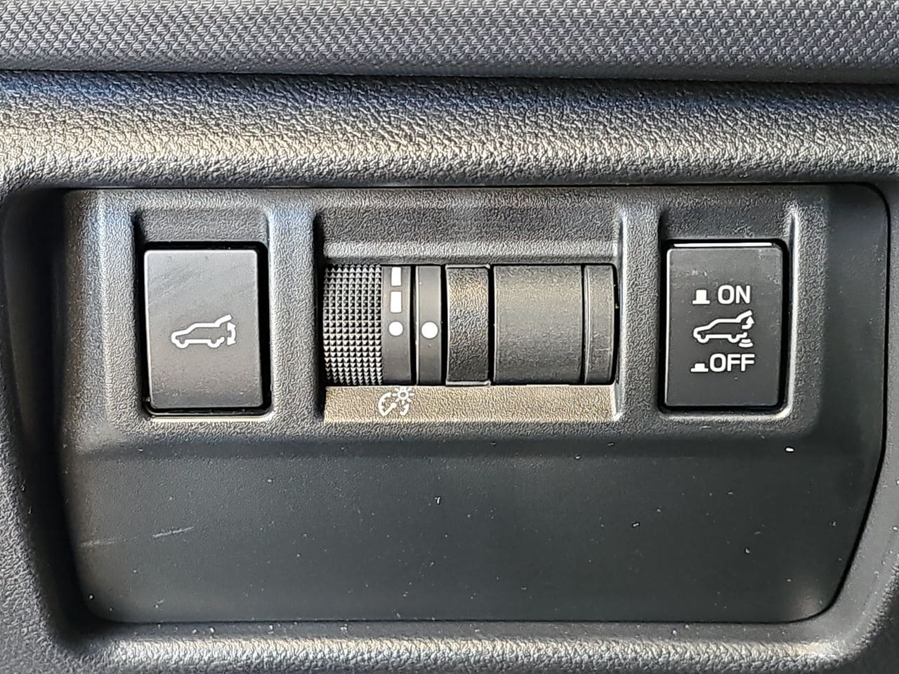 Certified Used 2025 Gray Metallic Subaru Touring image 32