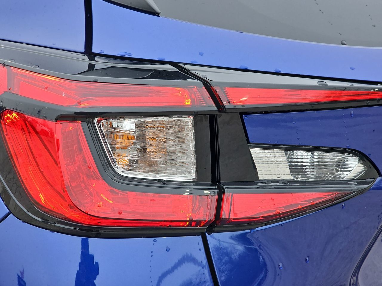 New 2026 Sapphire Blue Pearl Subaru Premium image 33