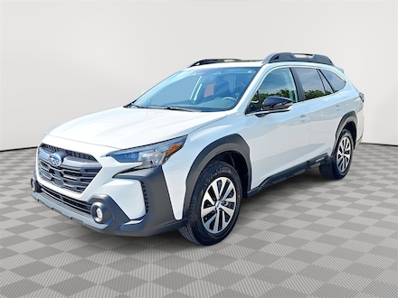 2025 Subaru Outback Premium SUV