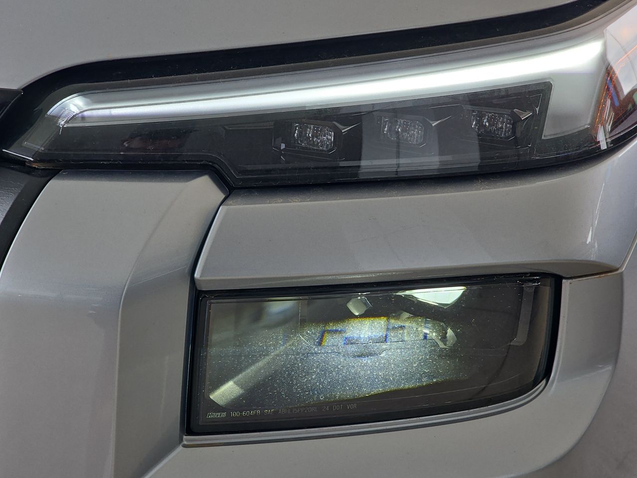 New 2026 Ice Silver Subaru Limited image 34