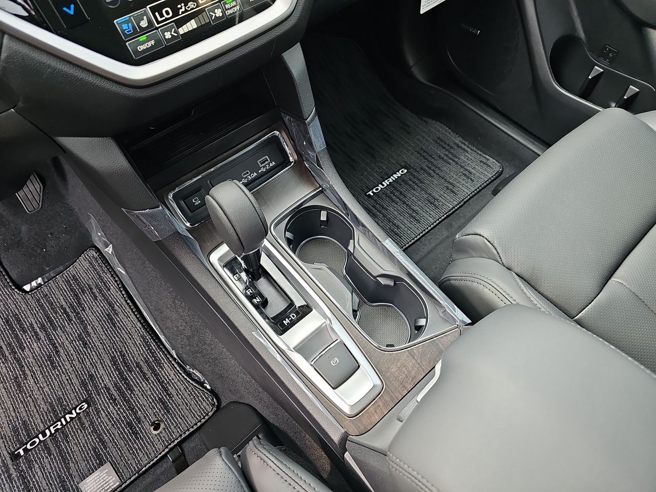 New 2026 Crystal Black Silica Subaru Touring 7-Passenger image 27