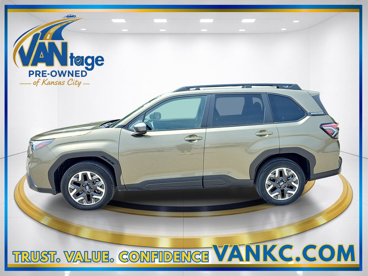 Certified Used 2025 Autumn Green Metallic Subaru Premium image 10
