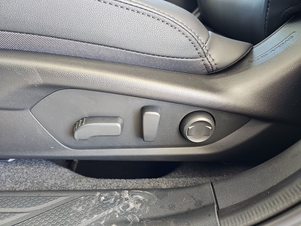 New 2026 River Rock Pearl Subaru Premium image 29