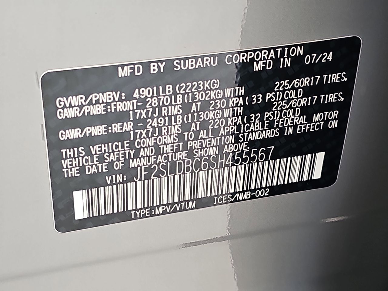 Used 2025 River Rock Pearl Subaru Premium image 41