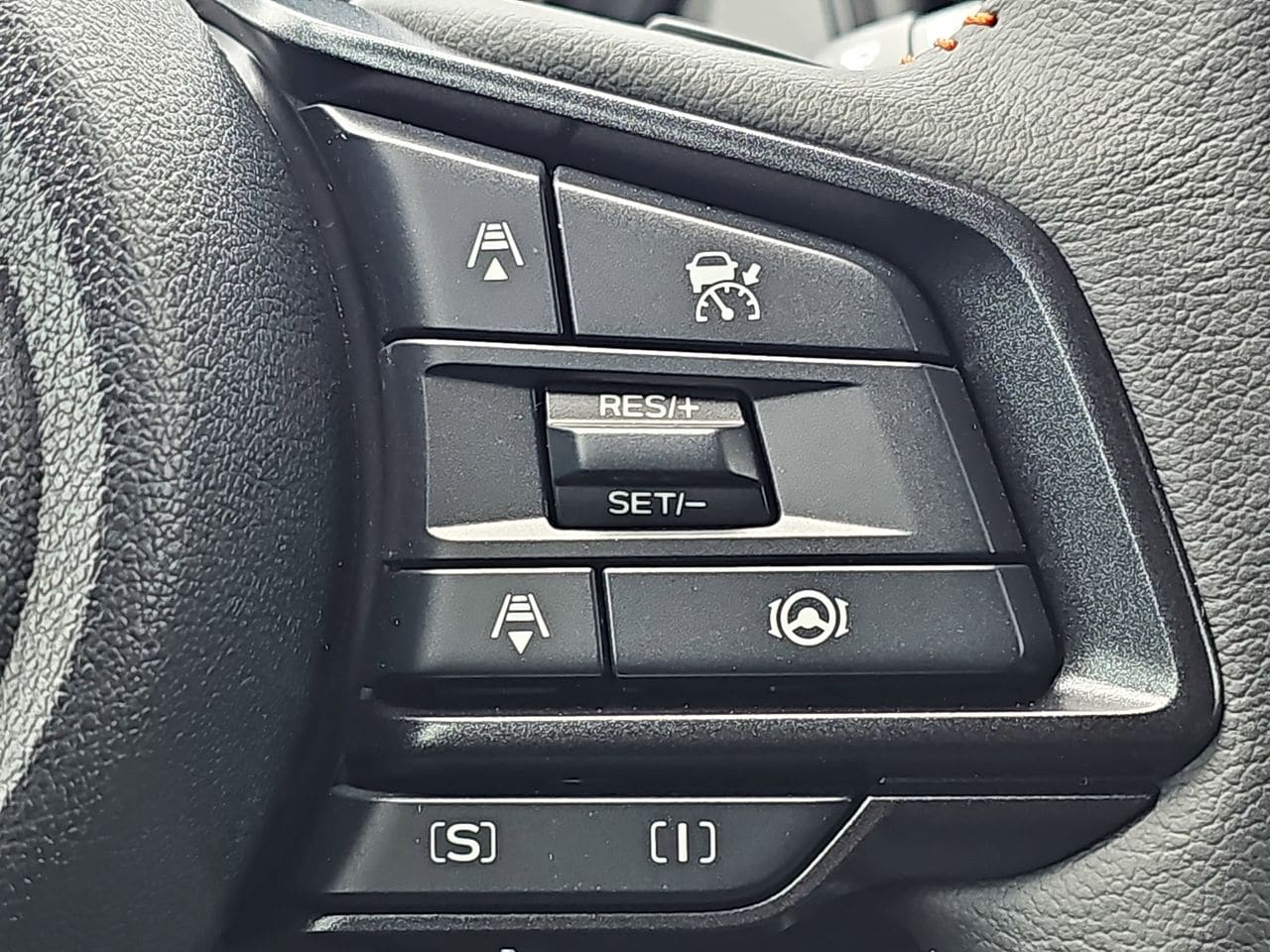 New 2026 Alpine Green Subaru Limited image 18