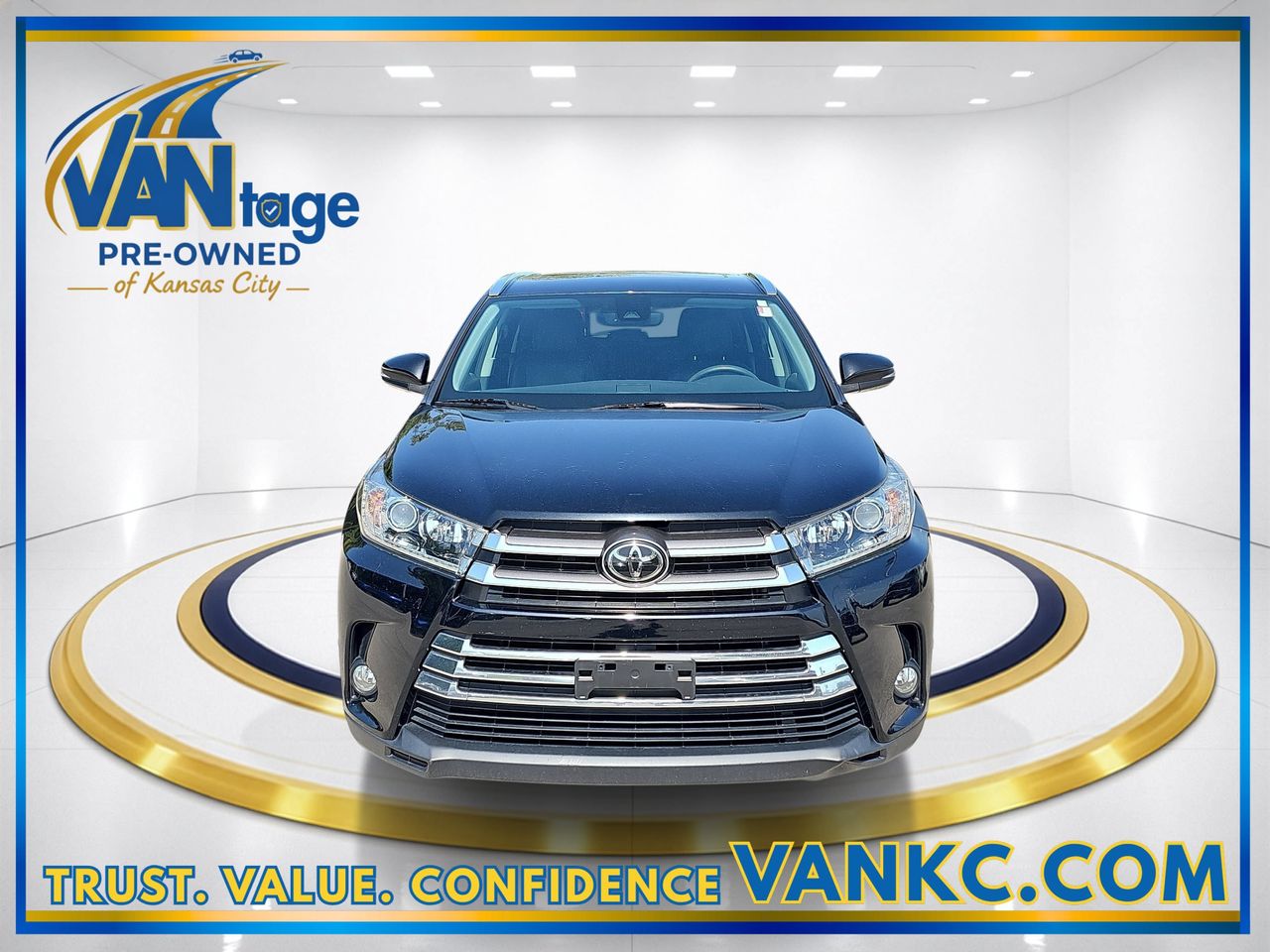 Used 2018 Midnight Black Metallic Toyota Limited image 2