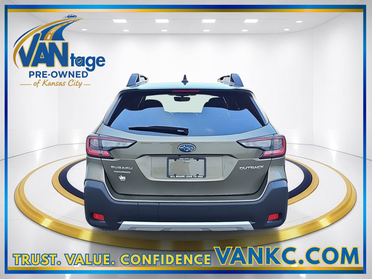 Certified Used 2025 Green Metallic Subaru Limited image 7