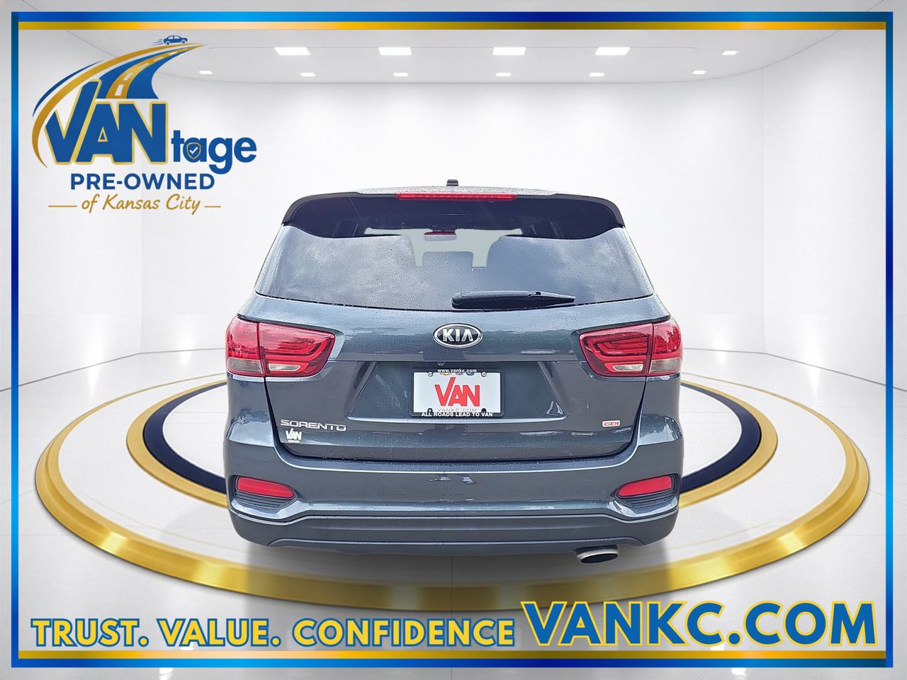 Used 2020 Gravity Gray Kia LX image 7