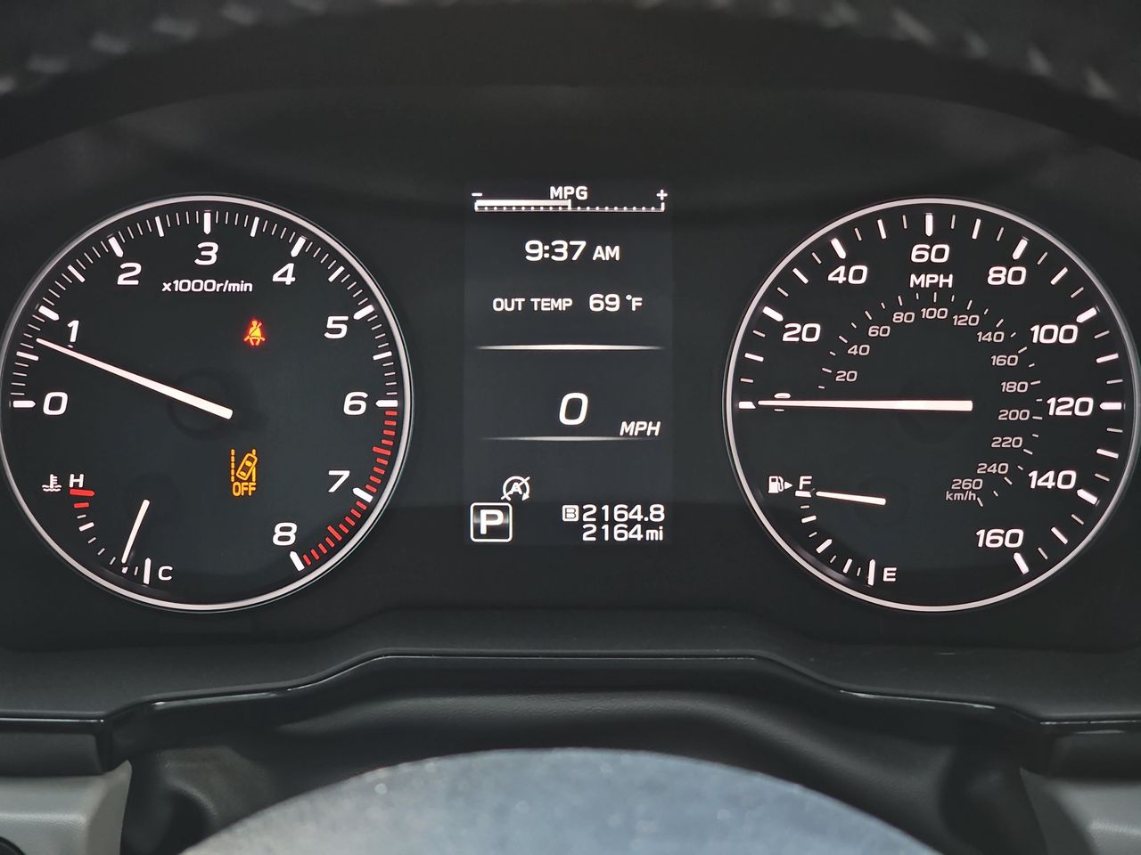 Used 2025 Crystal White Pearl Subaru Premium image 23