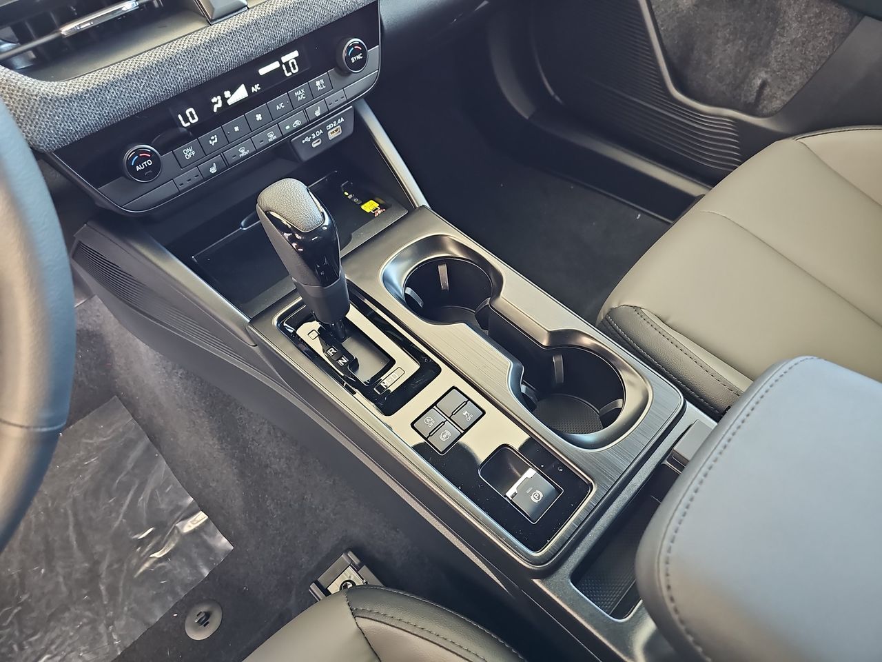 New 2026 Ice Silver Subaru Premium image 26