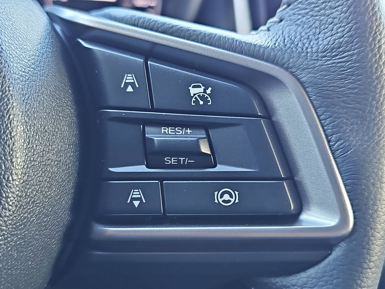 New 2026 Ice Silver Subaru Limited 7-Passenger image 23