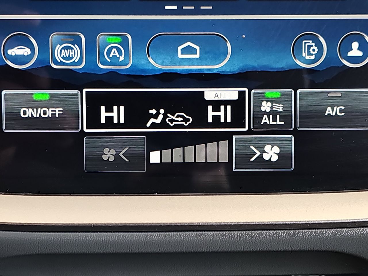 Used 2024 Gray Metallic Subaru Premium image 26