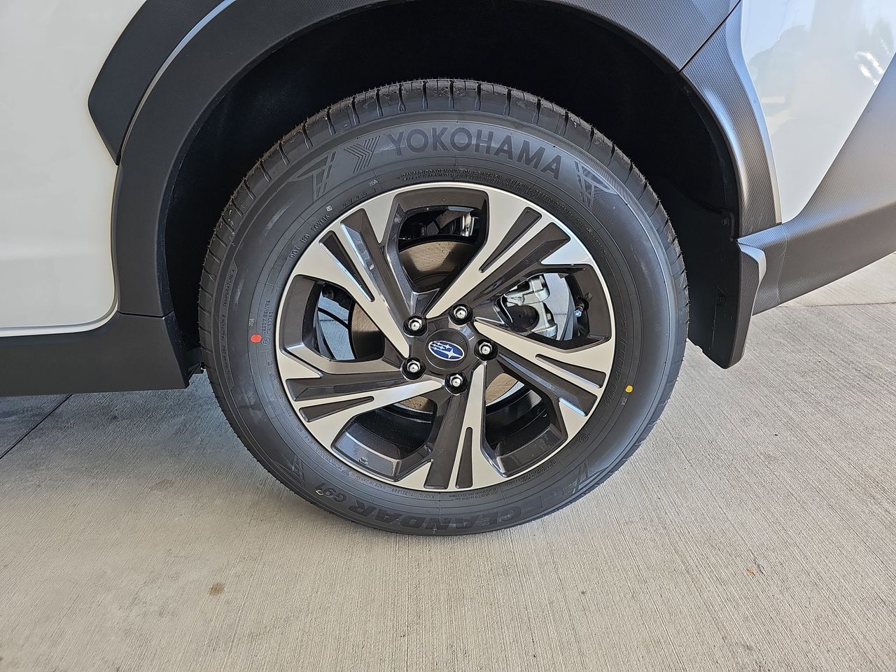 New 2026 Crystal White Pearl Subaru Premium image 34