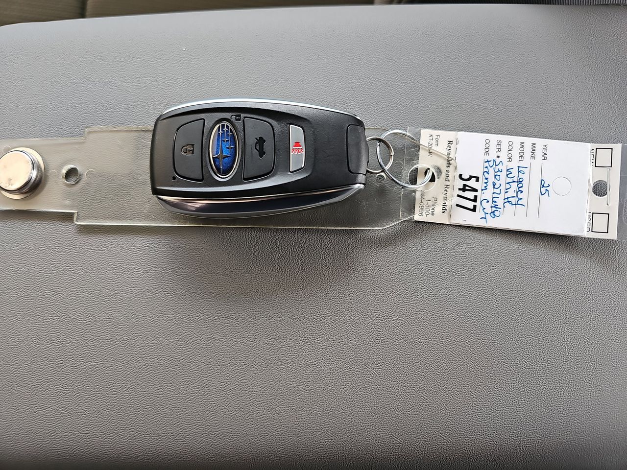 New 2025 Crystal White Pearl Subaru Premium image 35