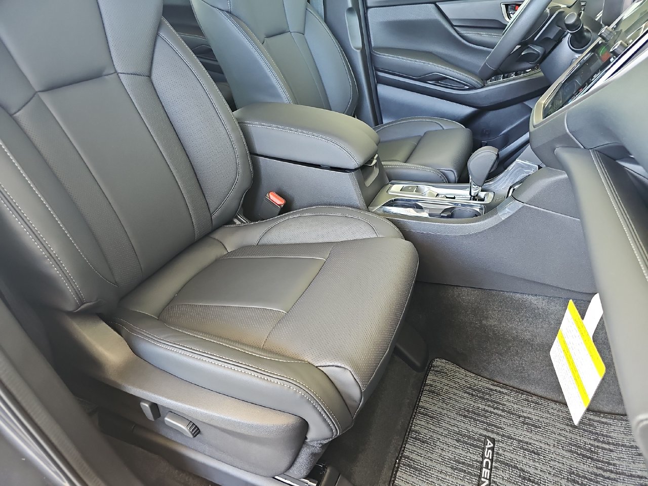 Used 2025 Magnetite Gray Metallic Subaru Limited image 10