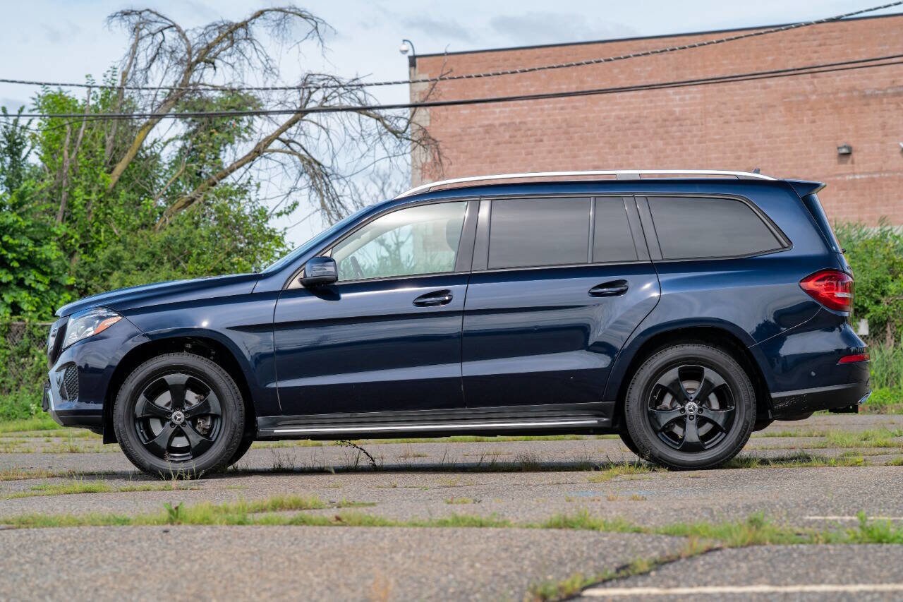 2017 Mercedes Benz GLS 450 4MATIC photo 3