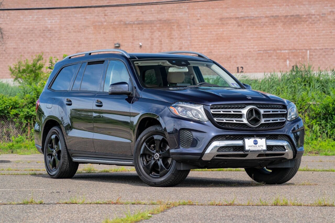 2017 Mercedes Benz GLS 450 4MATIC photo 2