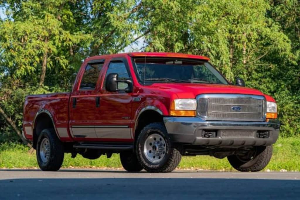 Used 2000 Ford F-350 Truck Crew Cab
