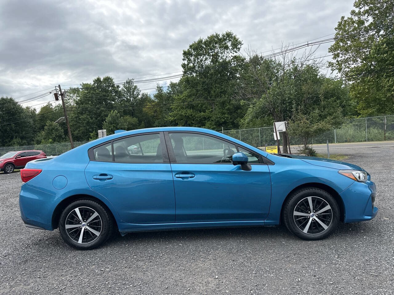 2019 Subaru Impreza 2.0i Premium photo 4