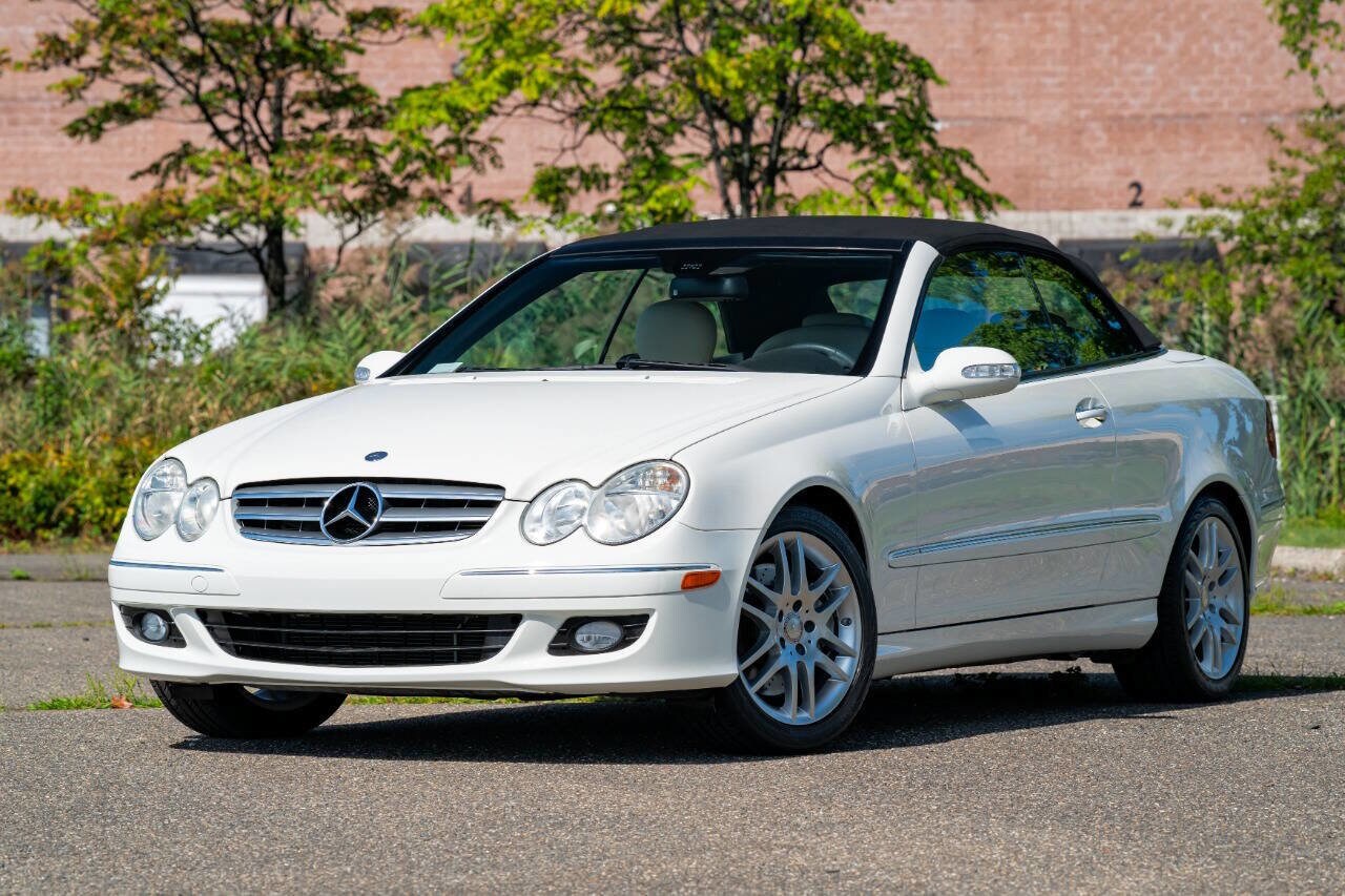 2008 Mercedes Benz CLK 350 photo 3