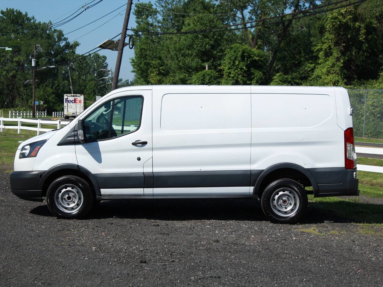 2018 Ford Transit photo 3