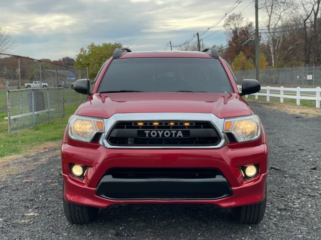 Used 2013 Toyota Tacoma PreRunner V6 Automatic Truck Double Cab
