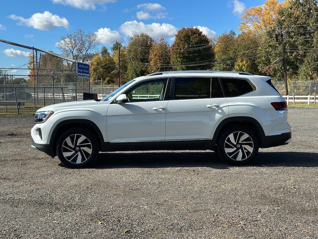 Used 2024 Volkswagen Atlas 2.0T SEL SUV